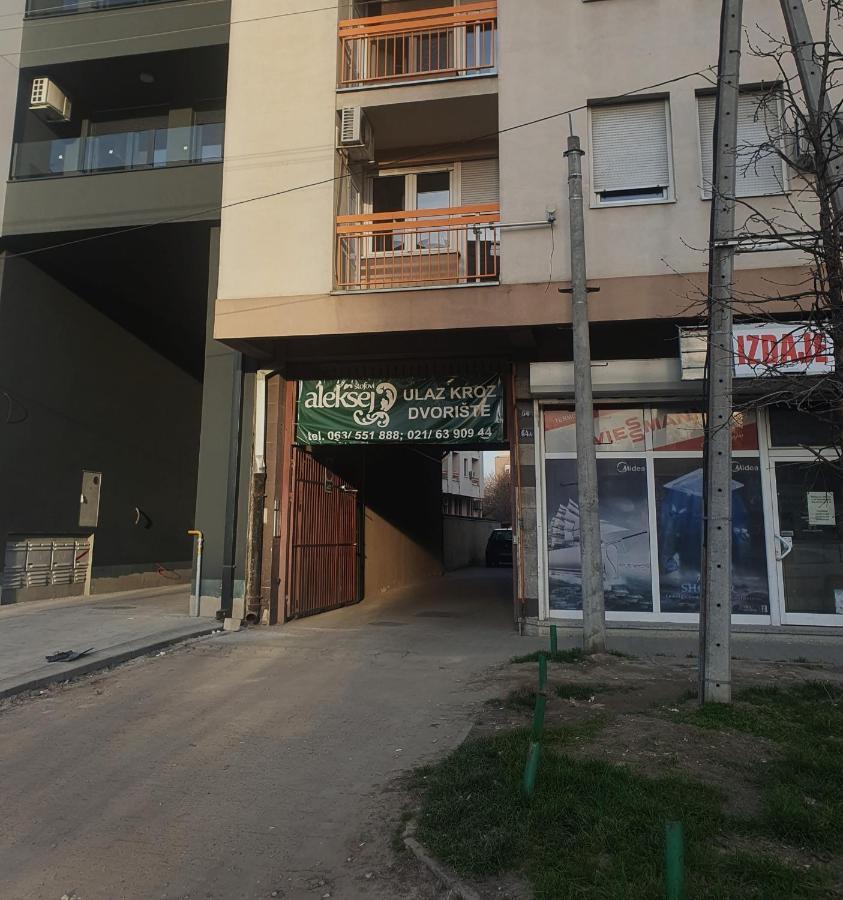 Apartman 64 - Besplatan Parking Za Goste Novi Sad Esterno foto